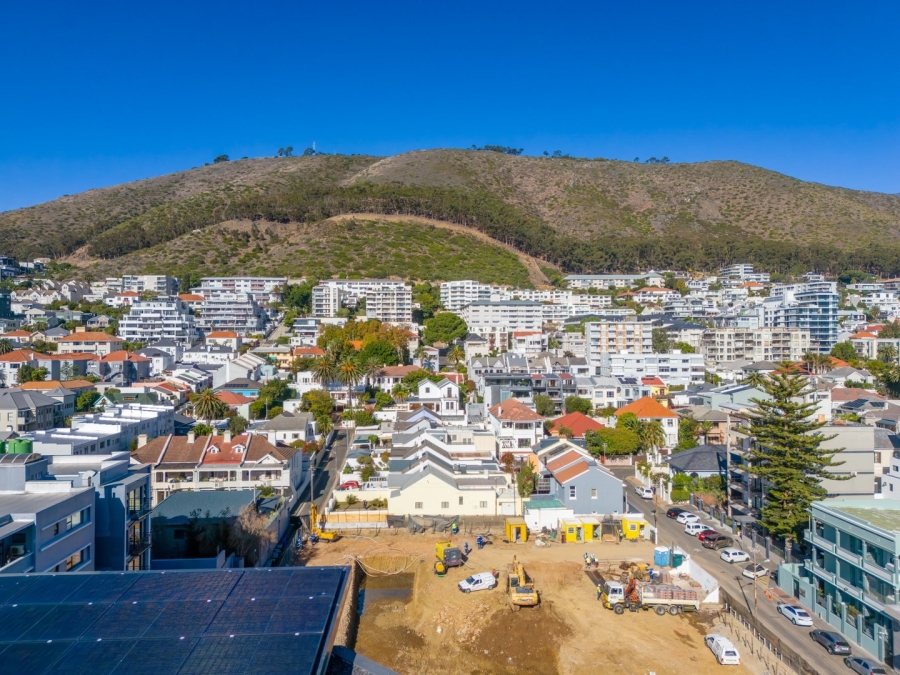 1 Bedroom Property for Sale in Sea Point Western Cape